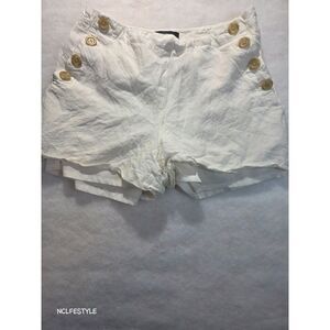 Ann Taylor Women’s White Sailor Shorts Size 10 Linen Blend Button Detail